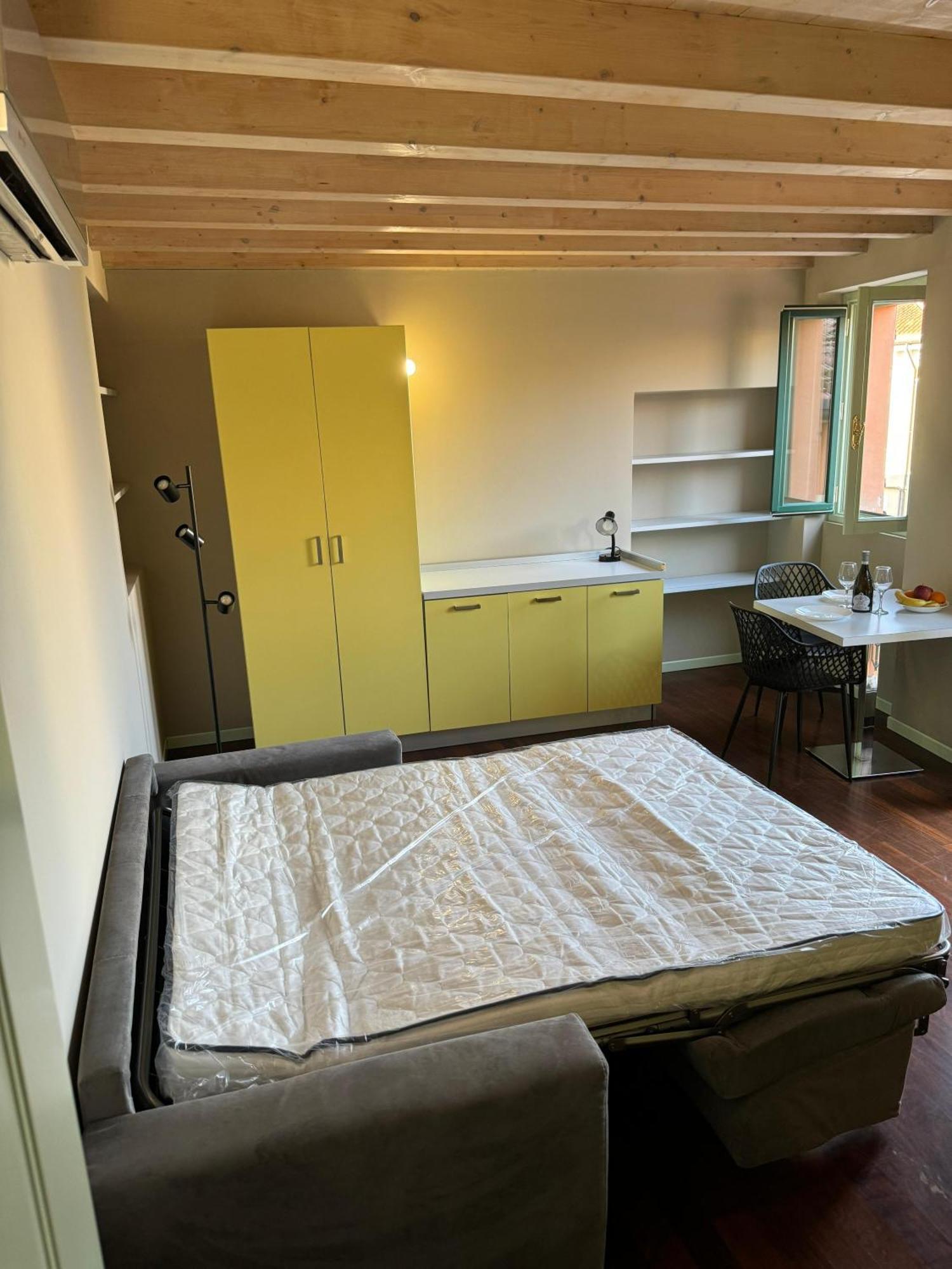 Splendid Apartment Дезенцано-дель-Гарда Экстерьер фото
